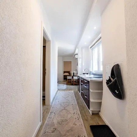 公寓 Ferhadija 2-bedroom Design - Main Street *